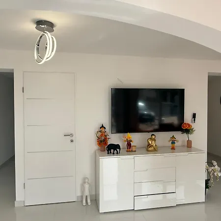 Sonne Apartment *