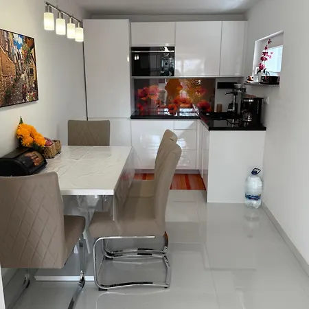 Sonne Apartment *